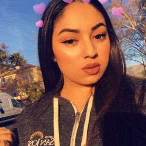 Meet your Posher, Gabrielle